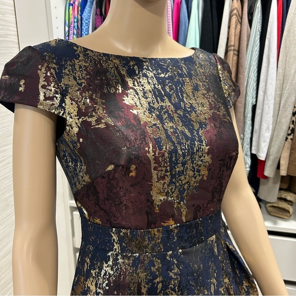 Vince Camuto Cocktail Dress - Picture 6 of 6